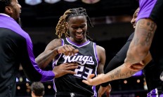 开拓者得分王遭遇伤病，错失击败马刺的机会的简单介绍