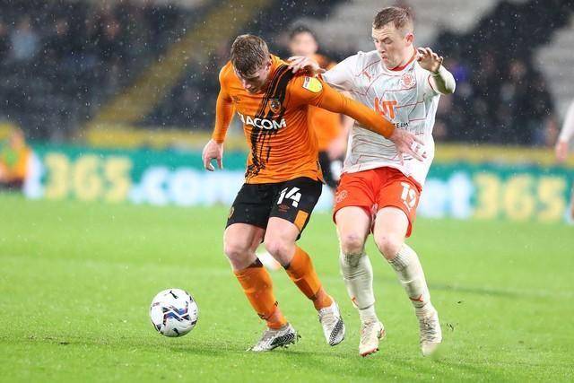 包含南安普顿主场不敌，保级形势仍未明朗的词条