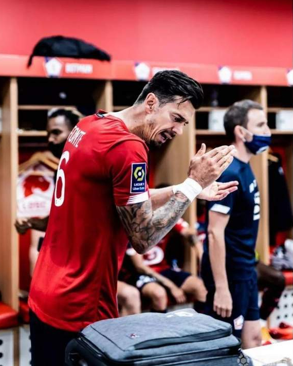 关于斯特拉斯堡豪取三分,表现稳定的信息 关于斯特拉斯堡豪取三分,表现稳定的信息