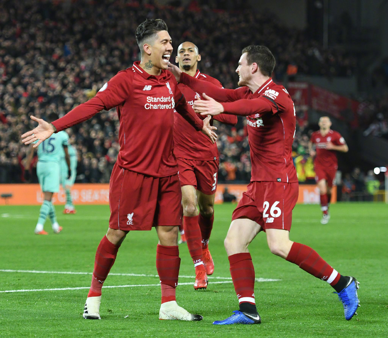 包含南安普顿主场告捷，喜迎胜利的词条