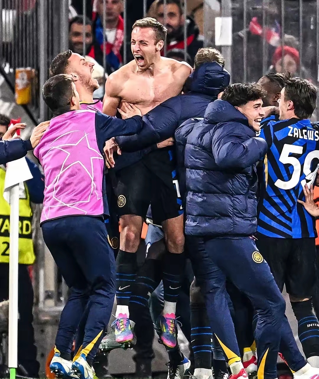 拜仁慕尼黑主场力克切尔西,豪取喜讯 拜仁慕尼黑主场力克切尔西,豪取喜讯