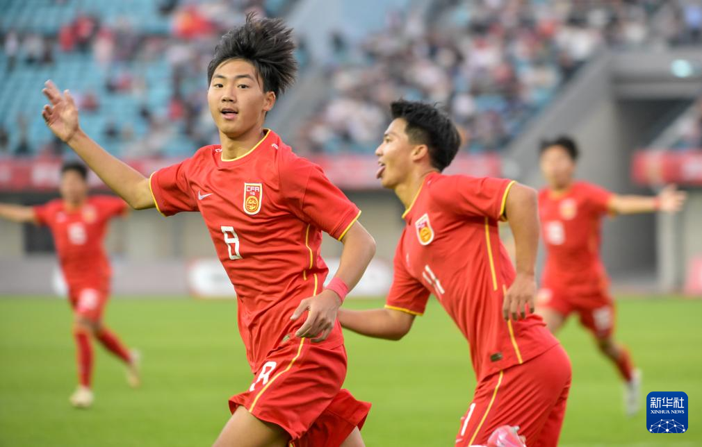 内蒙古队球员表现出色，帮助球队取胜