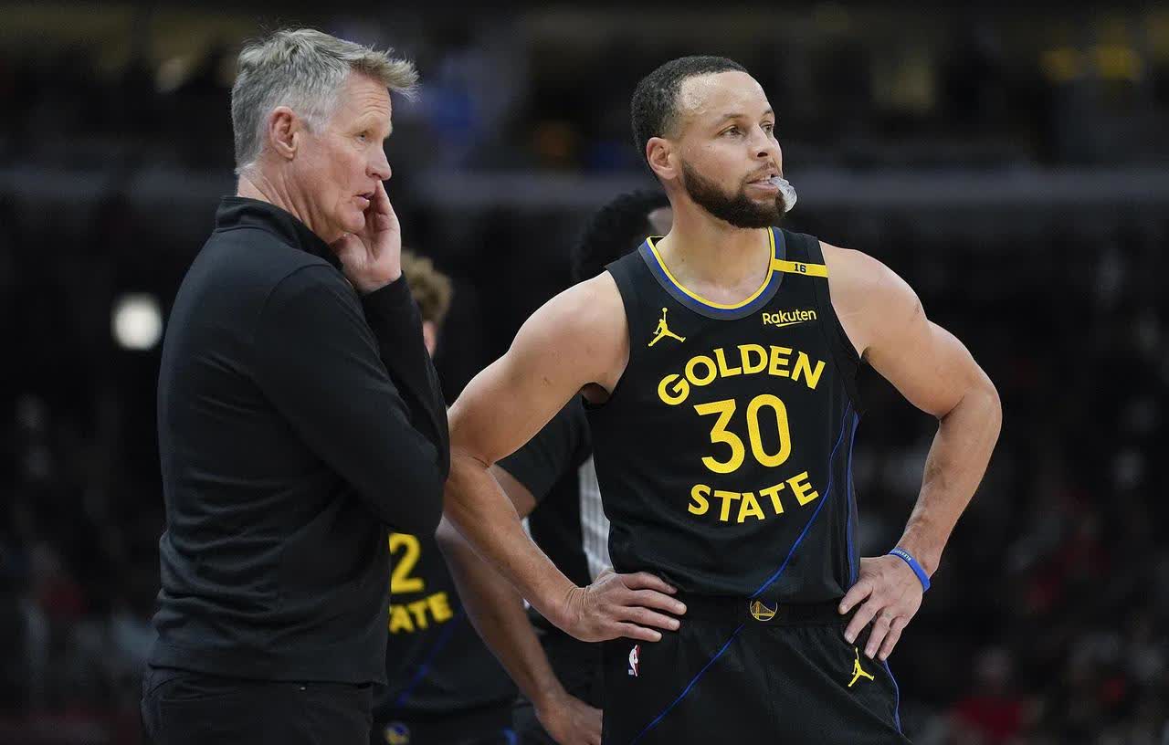 勇士逆转老鹰，继续保持不败！