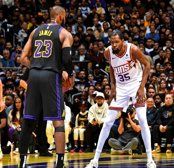 翻盘!篮网队击败太阳队 翻盘!篮网队击败太阳队