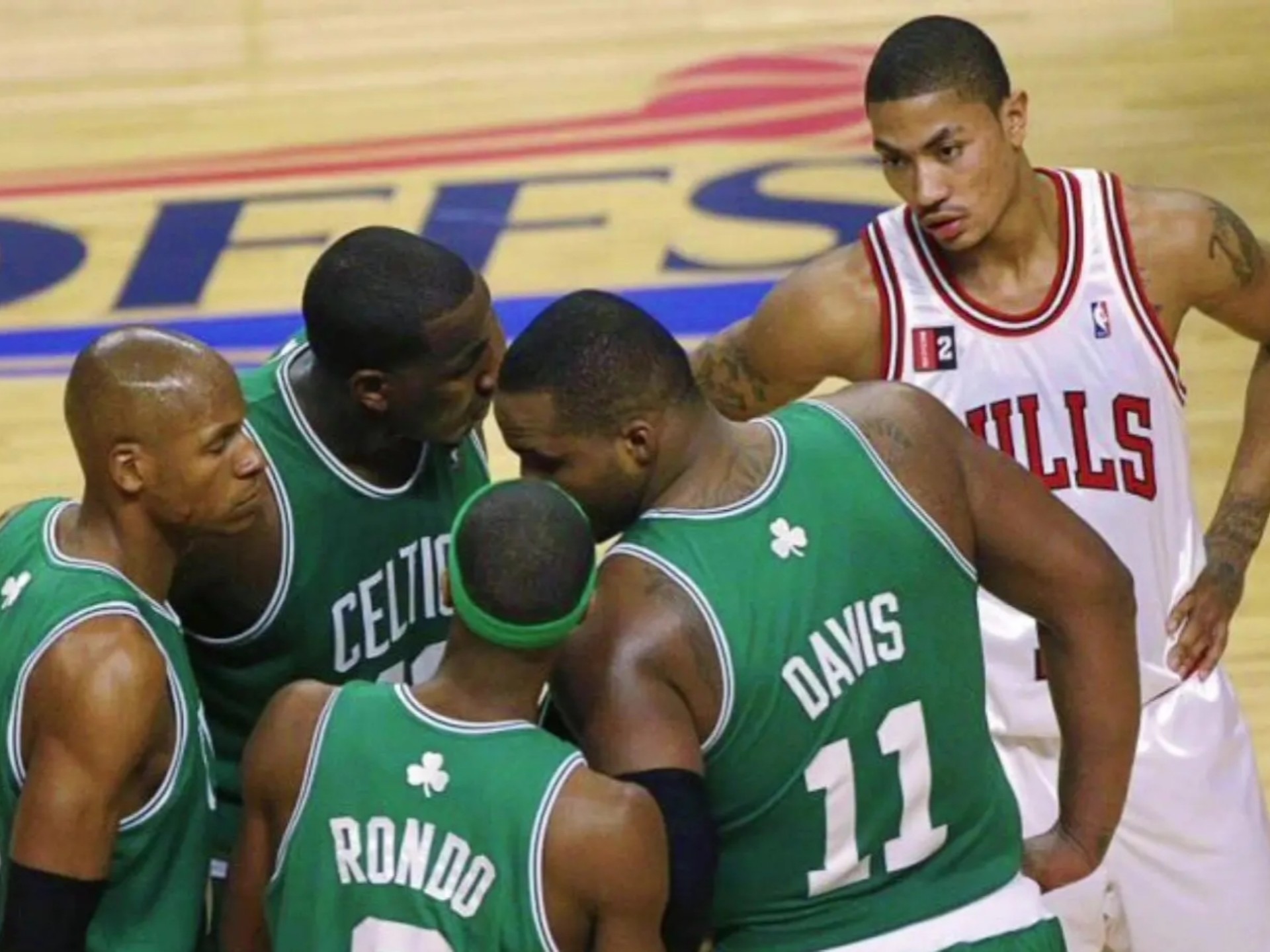 包含公牛大胜凯尔特人取得领先的词条