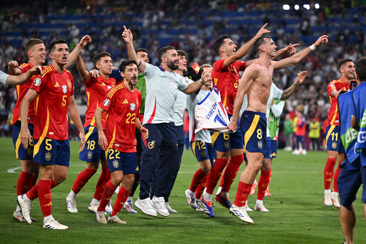 关于哥伦比亚队获胜，晋级欧洲杯四分之一决赛！的信息