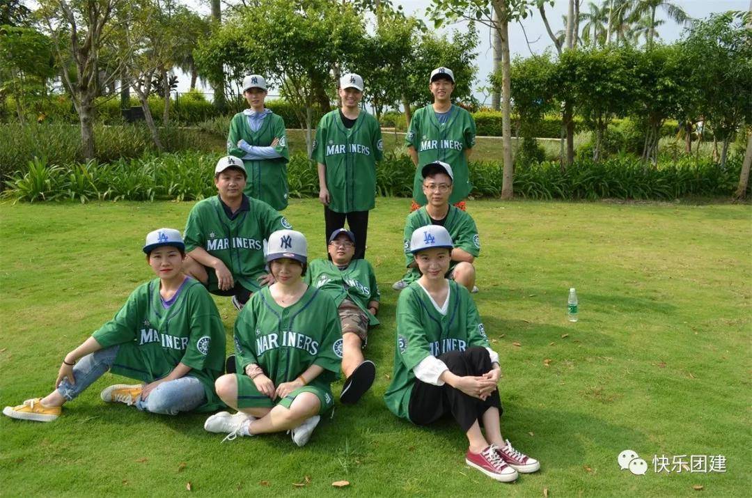 红白蓝绿四队友再度对抗，力争胜利！的简单介绍